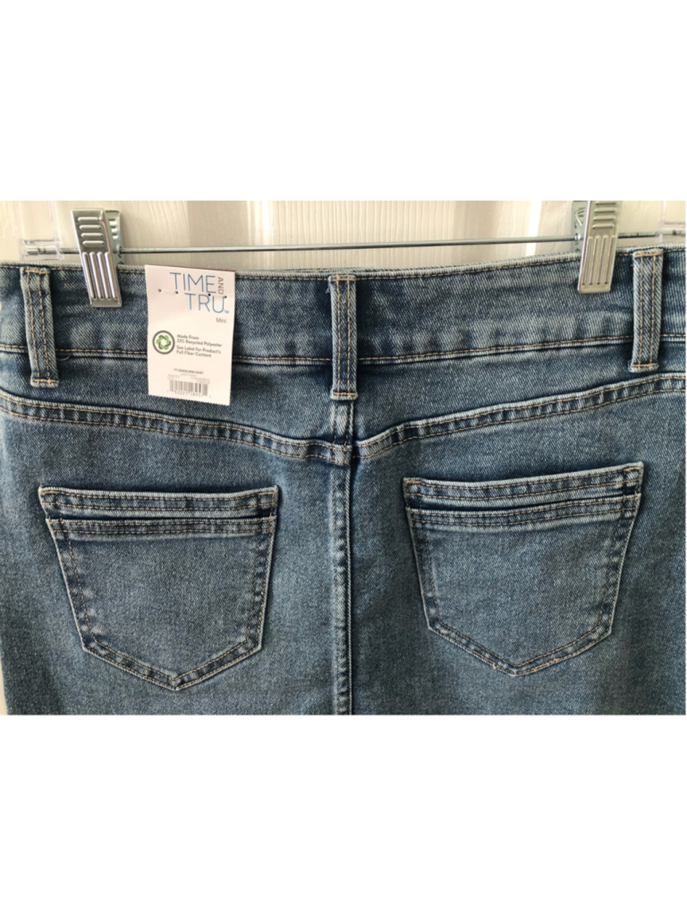 Size 6 Time and Tru Mini Denim Skirt Frayed Hem NWT Festival Concert Summer Y2K - Picture 5 of 8